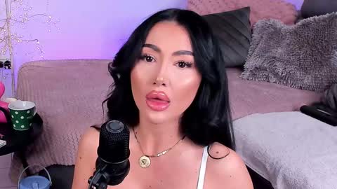 Zenyda online show from March 15, 5:49 pm