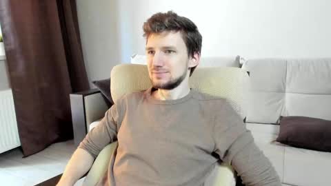 Andrew online show from May 8, 9:15 am