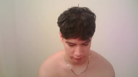 zeus_183 online show from April 21, 2:57 pm