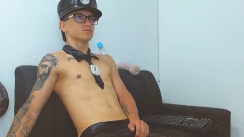 zeus online show from June 16, 11:36 am
