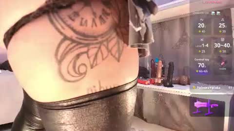 ZHAMIRA  ANDRES online show from July 28, 10:31 pm