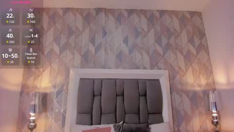 zharia_lux25 online show from June 19, 11:38 am