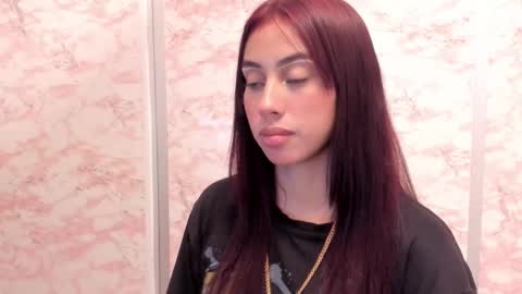 Snapshot of zharyt_18 chatting on October 21, 11:52 pm Sharit Robins online show from October 21, 11:52 pm