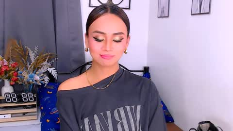 Zia online show from February 25, 4:43 pm