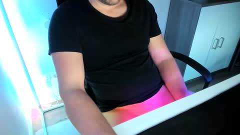 ziemlichflutschig online show from November 30, 3:08 pm