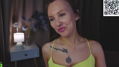 Zlata  Mon Tue Thu Fri Sun Sa GMT 3 0000pm - 0600pm  online show from July 6, 9:06 am