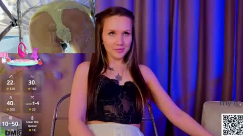 Zlata  Mon Tue Thu Fri Sun Sa GMT 3 0000pm - 0600pm  online show from July 28, 12:48 pm