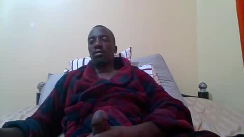 Zlatann2012 online show from November 1, 4:33 am