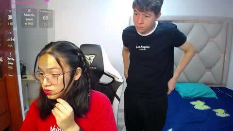 ZOE AND JACK online show from May 15, 8:49 pm