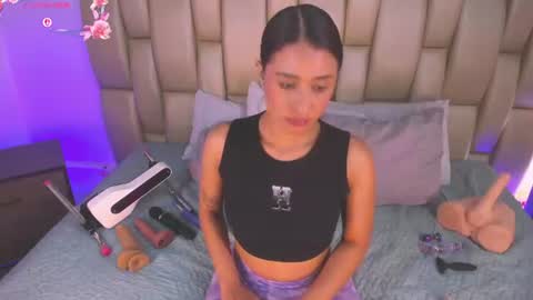 Your new obsession online show from June 14, 1:13 pm