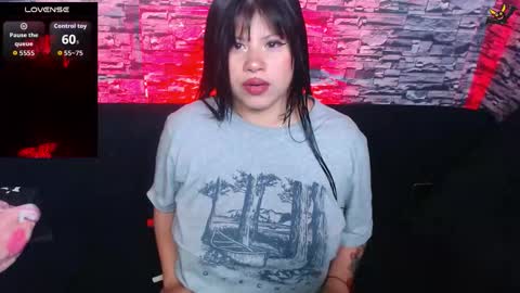 Zoe Bronw online show from March 18, 10:10 am