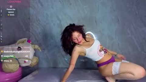 zoe_ch_ online show from June 27, 5:24 am