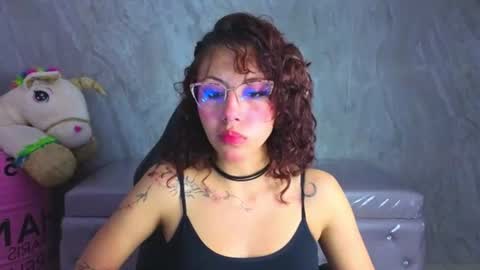 zoe_ch_ online show from July 24, 3:15 am