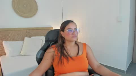 Zoe  online show from July 28, 12:23 pm