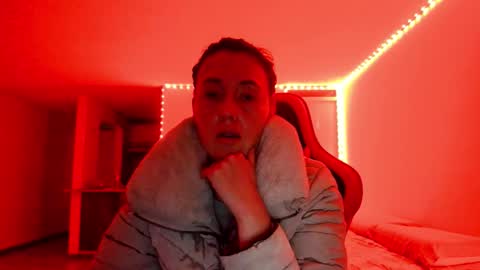 ZOE online show from December 16, 12:18 am