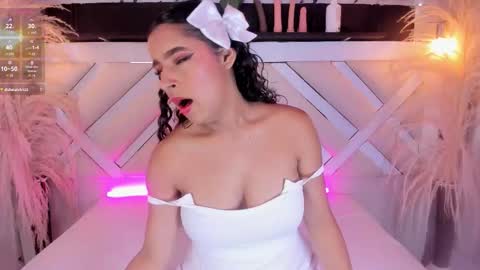 Zoey  online show from March 13, 10:46 pm