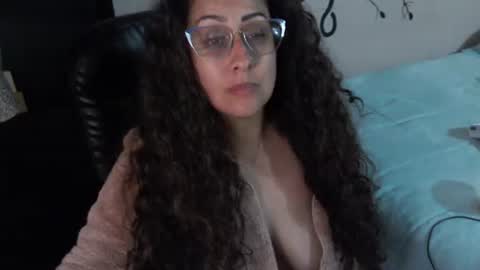 Zoe Koller online show from August 4, 11:12 pm