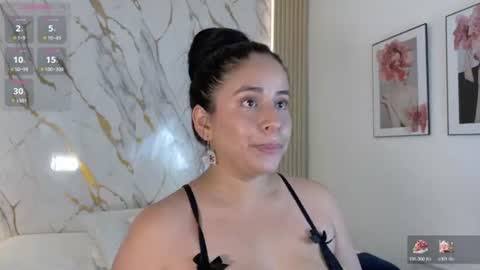 zoe_longhair online show from July 13, 7:06 pm