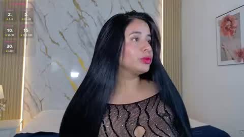 zoe_longhair online show from July 3, 1:49 pm