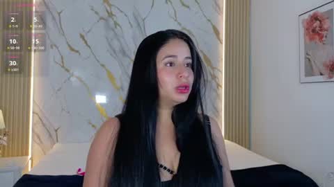 zoe_longhair online show from July 4, 2:10 pm