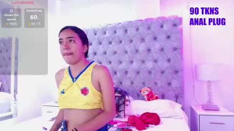 zoe  online show from July 20, 7:37 pm