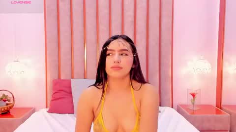 Zoe Monrow online show from July 13, 12:42 pm