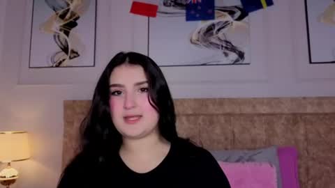 zoe_moon__ online show from June 18, 11:15 am