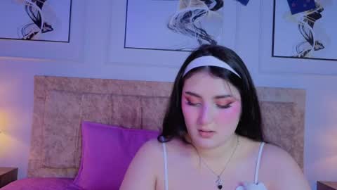 zoe_moon__ online show from July 8, 11:35 am