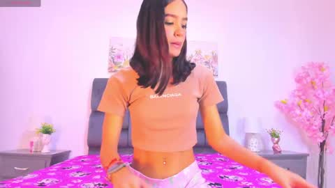 zoe pau online show from April 25, 12:18 pm