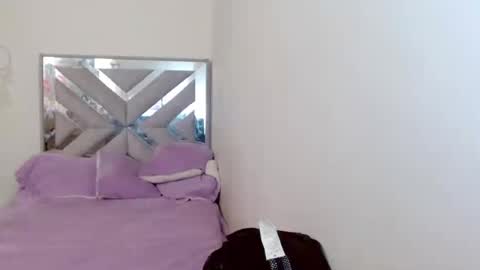 ZOE online show from July 24, 3:20 pm