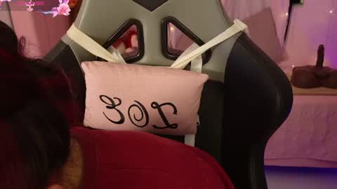 zoe_sullivan_ online show from July 2, 9:14 am