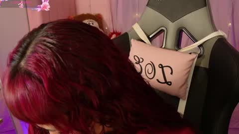 zoe_sullivan_ online show from May 1, 9:36 am