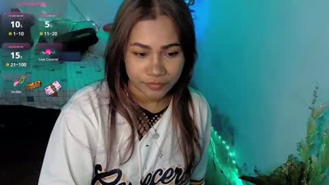 Snapshot of zoedirty chatting on December 8, 5:06 am kyara derika online show from December 8, 5:06 am