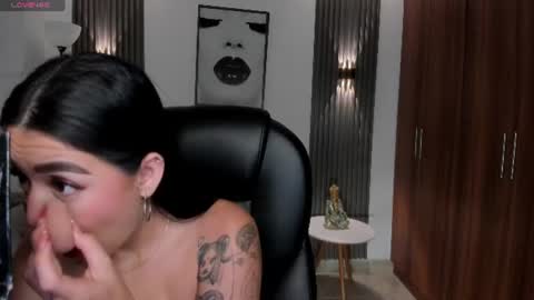  zoee jackson online show from July 9, 7:07 pm