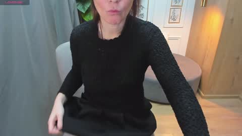 Zoe online show from December 17, 1:38 pm