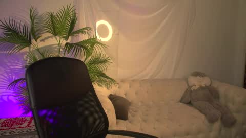 ZOE online show from April 29, 6:07 am