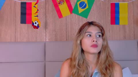 Zoe online show from July 1, 11:52 am