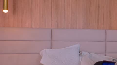 Zoe online show from June 13, 11:09 am