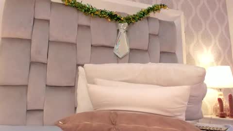 Zoe online show from March 17, 8:03 pm