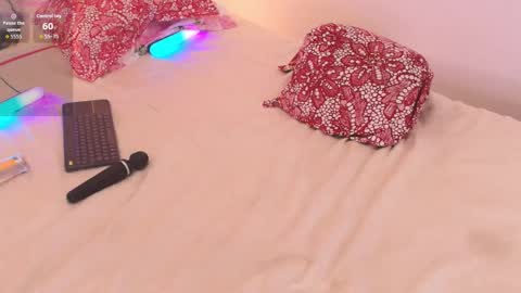 lia  monroe online show from October 6, 10:27 pm