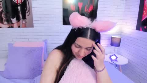 ZOE  online show from October 29, 2:19 pm