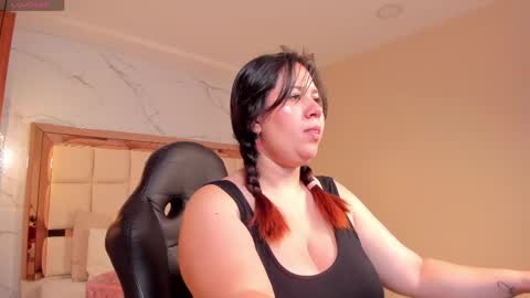 Zoes online show from April 28, 11:36 am