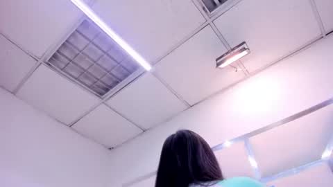 ZoeSwam online show from July 17, 1:46 pm