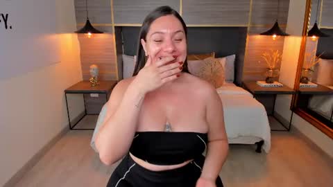 ZOE online show from June 18, 4:23 pm