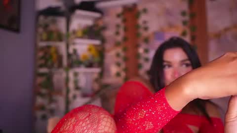 zoey fox  online show from July 6, 12:07 am