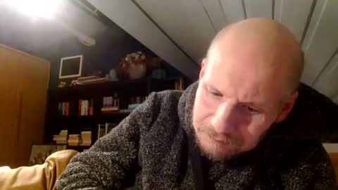 Snapshot of zolexthomas chatting on January 3, 8:11 pm zolexthomas online show from January 3, 8:11 pm