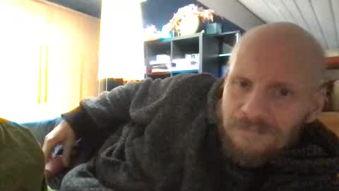 zolexthomas online show from November 25, 12:15 pm