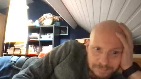 Snapshot of zolexthomas chatting on October 13, 2:08 pm zolexthomas online show from October 13, 2:08 pm