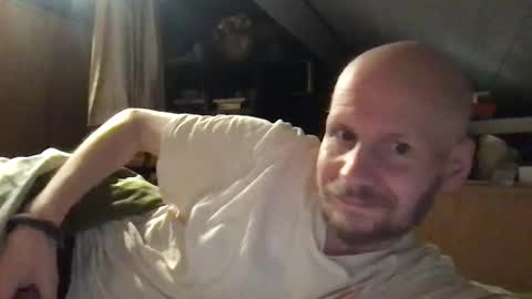 Snapshot of zolexthomas chatting on October 22, 10:44 pm zolexthomas online show from October 22, 10:44 pm