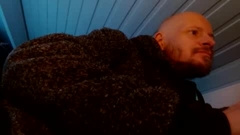 Snapshot of zolexthomas chatting on January 20, 3:50 pm zolexthomas online show from January 20, 3:50 pm